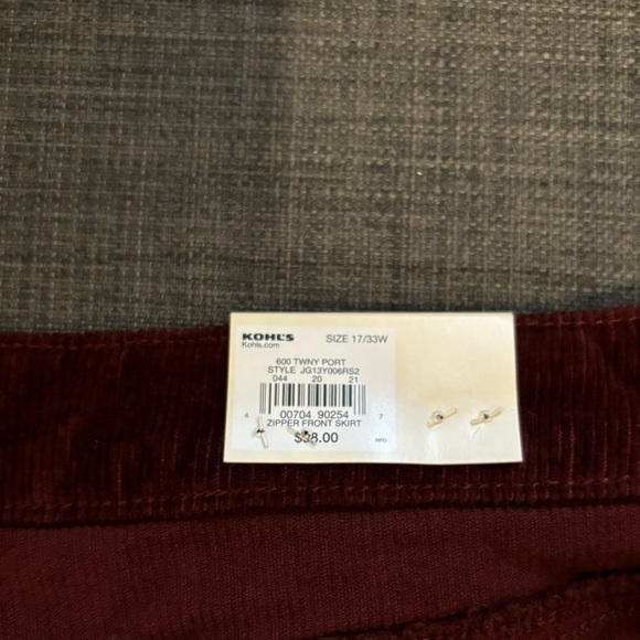 So Corduroy Skirt - Picture 3 of 5